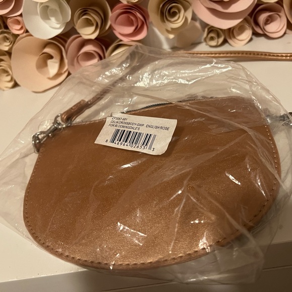 NIB Zac Posen for Bloomingdale’s Celia Crossbody English Rose Color Pearl Flower - Picture 5 of 9